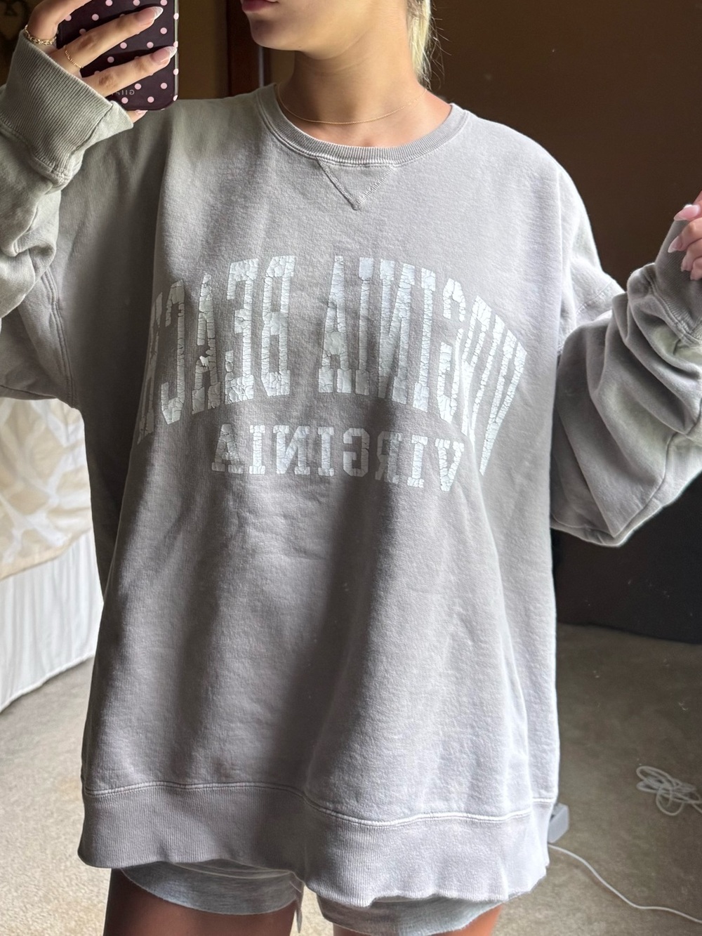Virginia Beach Vintage-Style Gray Crewneck Sweatshirt
